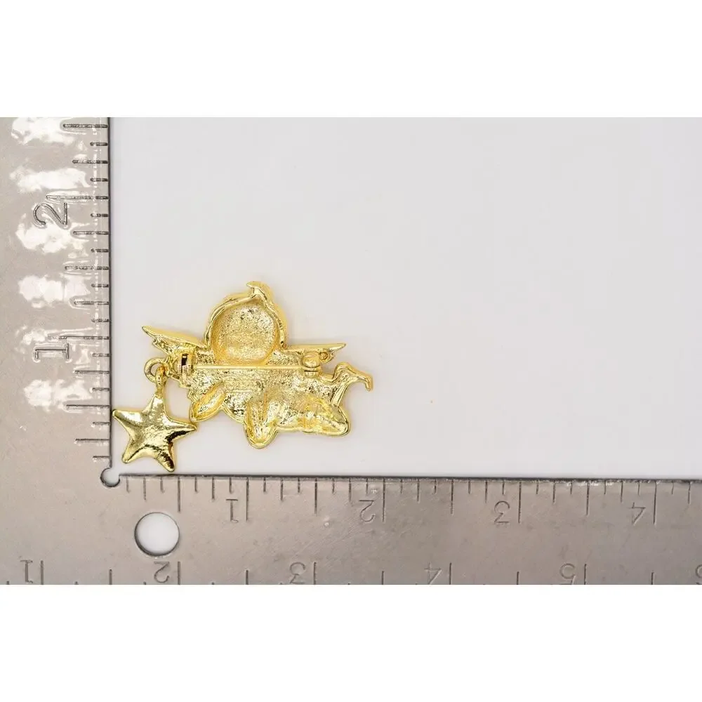 Ajc stunning brooch